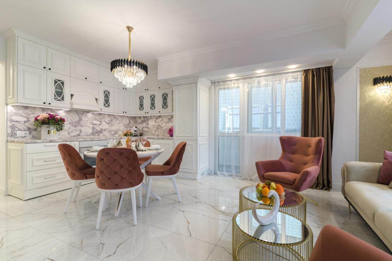 Лукс На Море Luxury Apartment In Downtown With Garage Warna Exterior foto