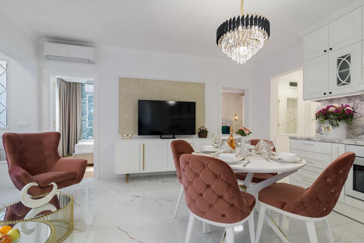Лукс На Море Luxury Apartment In Downtown With Garage Warna Exterior foto