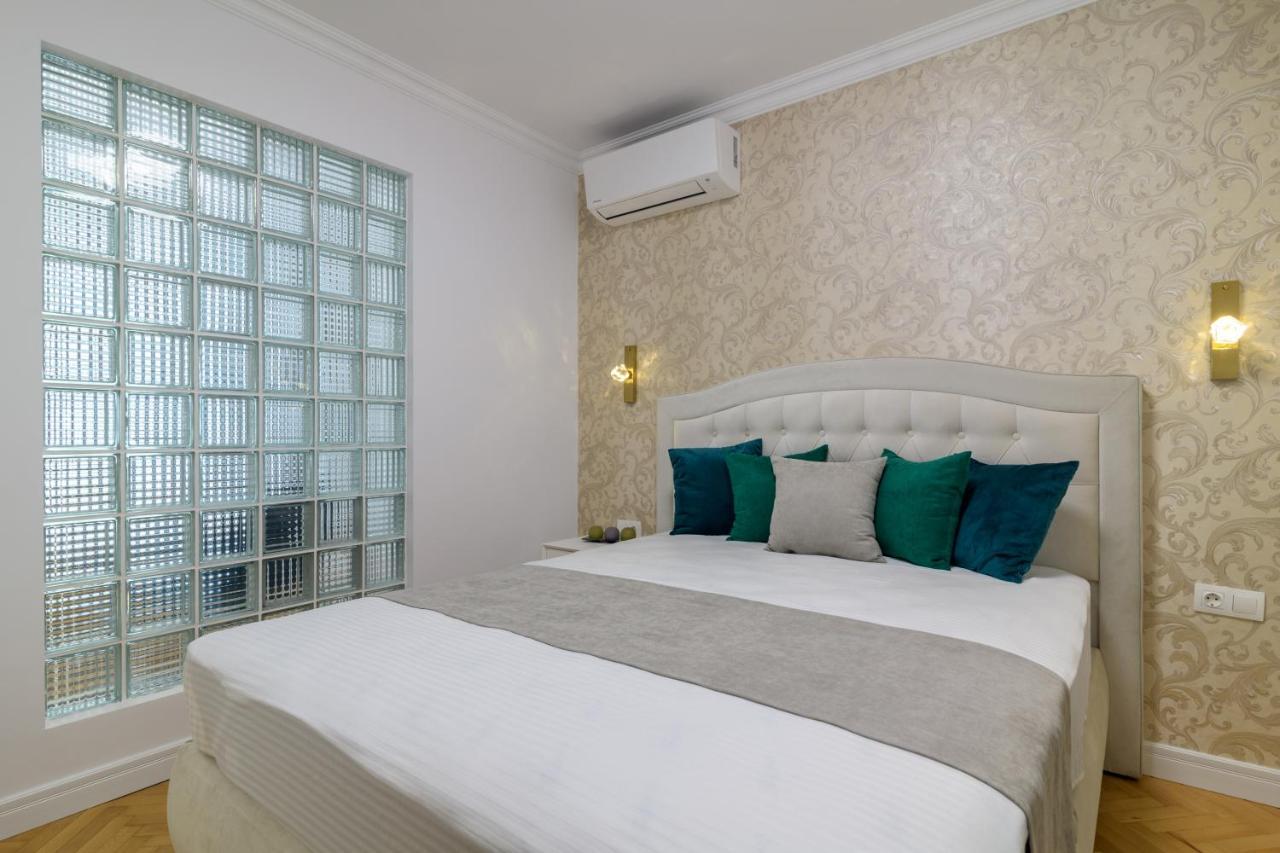 Лукс На Море Luxury Apartment In Downtown With Garage Warna Exterior foto